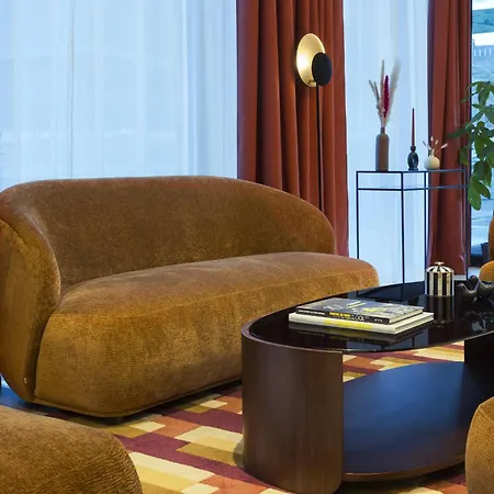 Neho Jean De Maurienne Hotel 4*